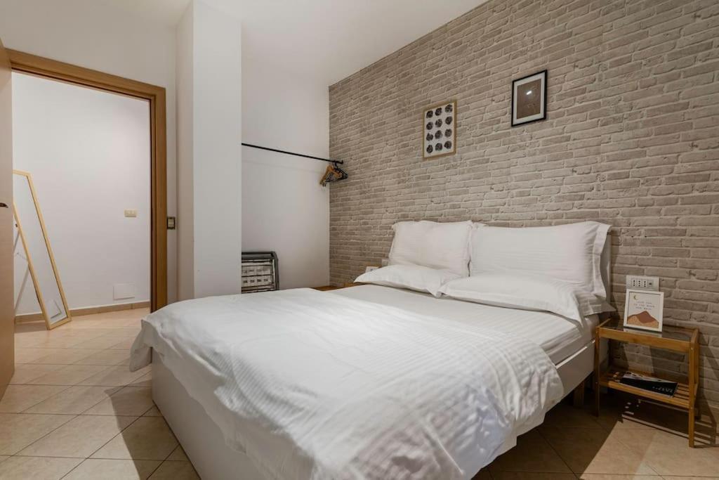 New Bazaar Apartment Tirana Zewnętrze zdjęcie